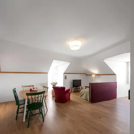 Palácio Camões - Serviced * Lisboa