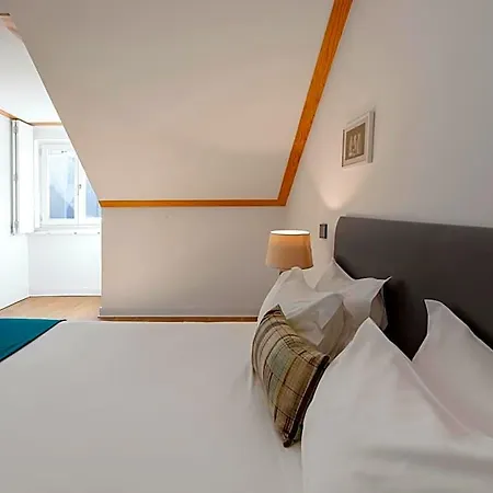 Lsa Palacio Camoes By Numa *