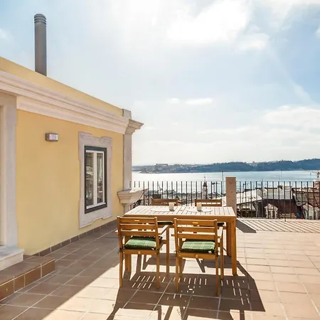 Palacio Camoes - Serviced *