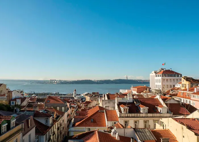 Palacio Camoes - Serviced *