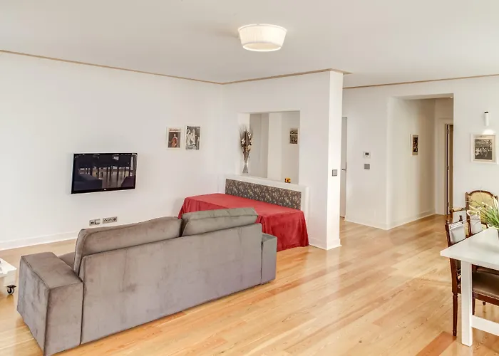 شقة Palacio Camoes - Serviced *