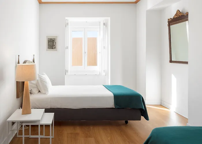 Palacio Camoes - Serviced