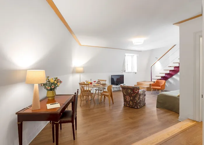 شقة Palacio Camoes - Serviced